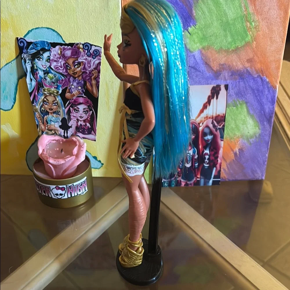 Buried Secrets Cleo!! - Picture 4 of 5